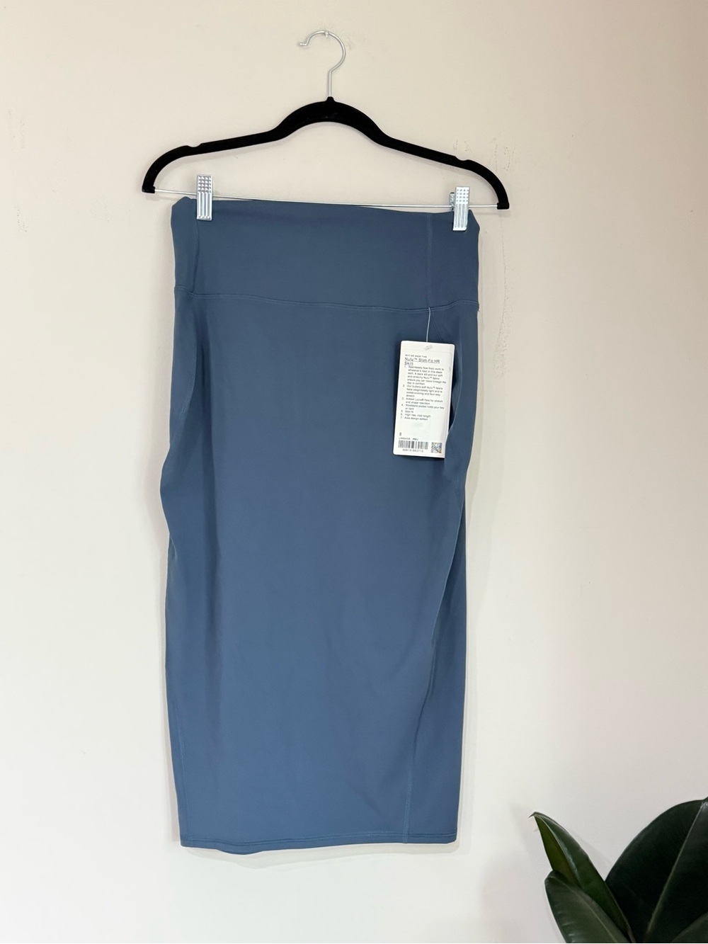 Lululemon Nulu Slim-Fit High-Rise Skirt 8 NWT - Picture 5 of 5